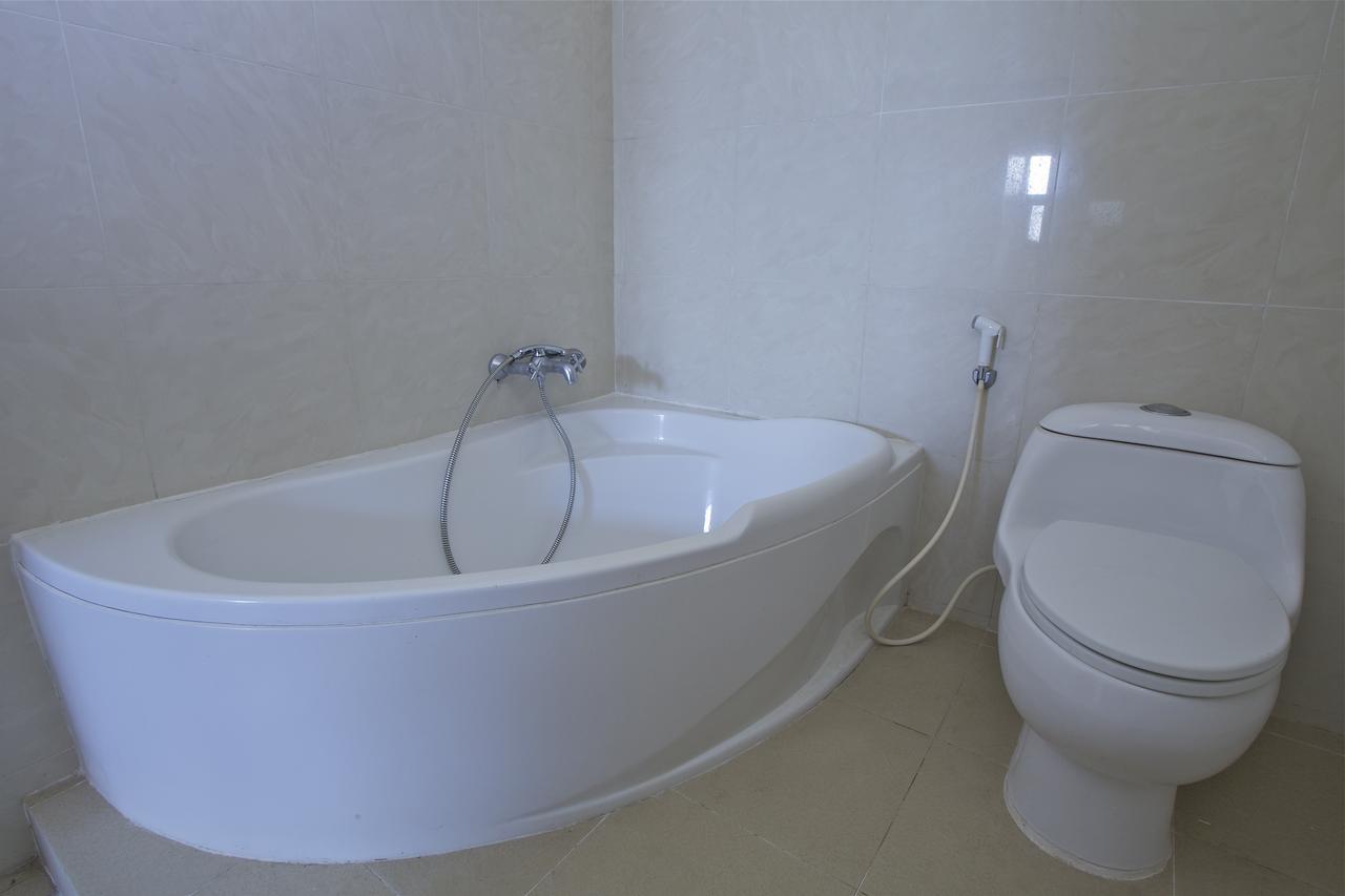 Kuta Dormitory At Simpang Inn Екстер'єр фото