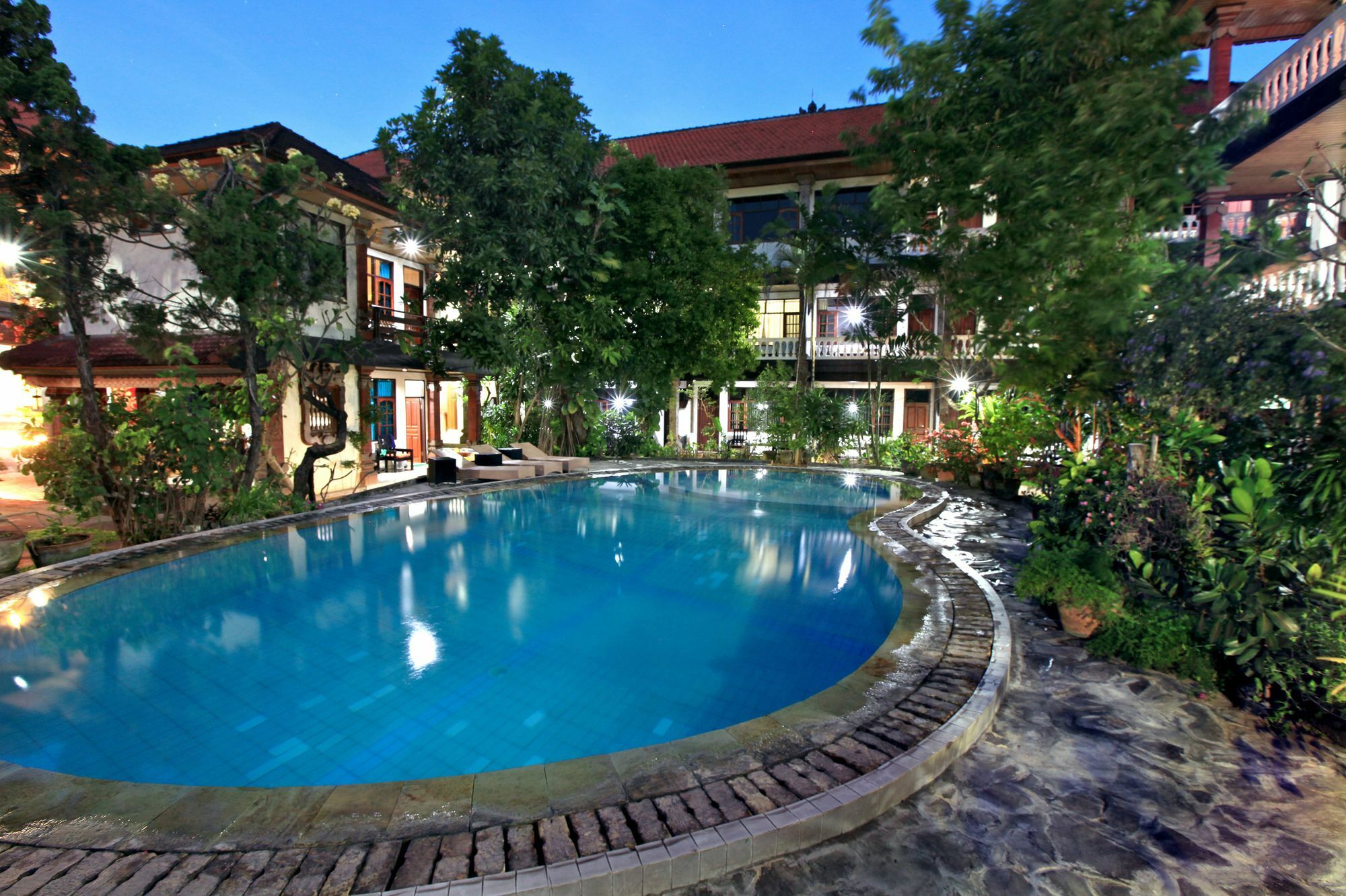 Kuta Dormitory At Simpang Inn Екстер'єр фото