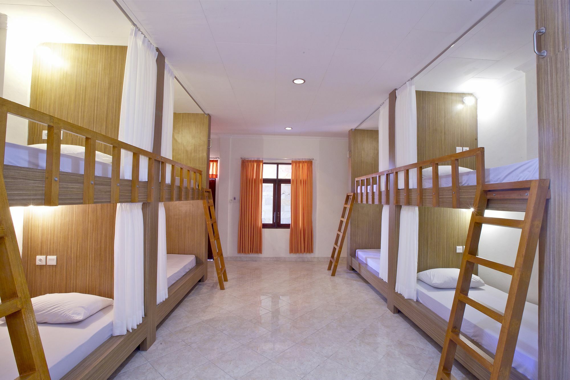 Kuta Dormitory At Simpang Inn Екстер'єр фото