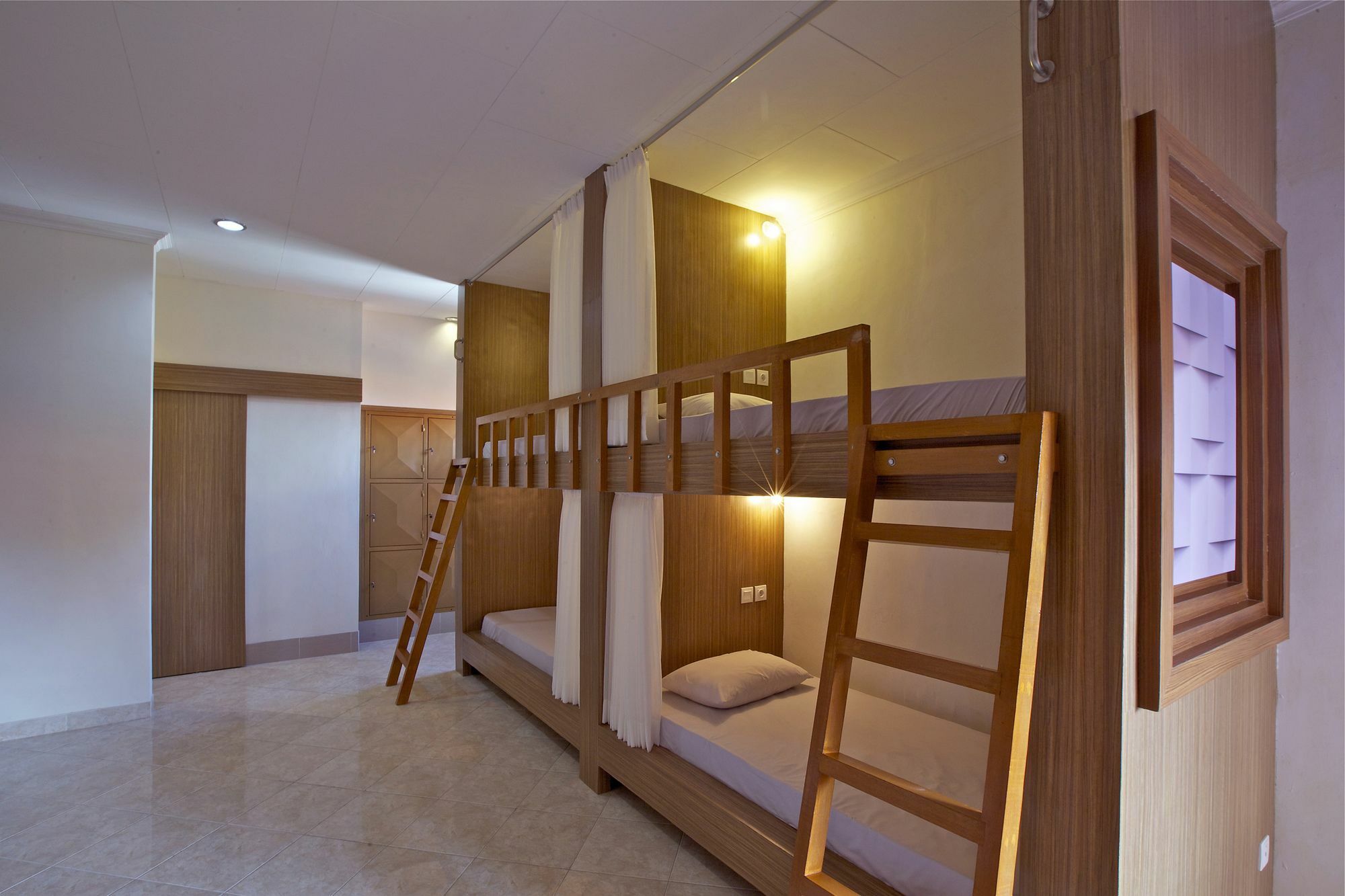 Kuta Dormitory At Simpang Inn Екстер'єр фото