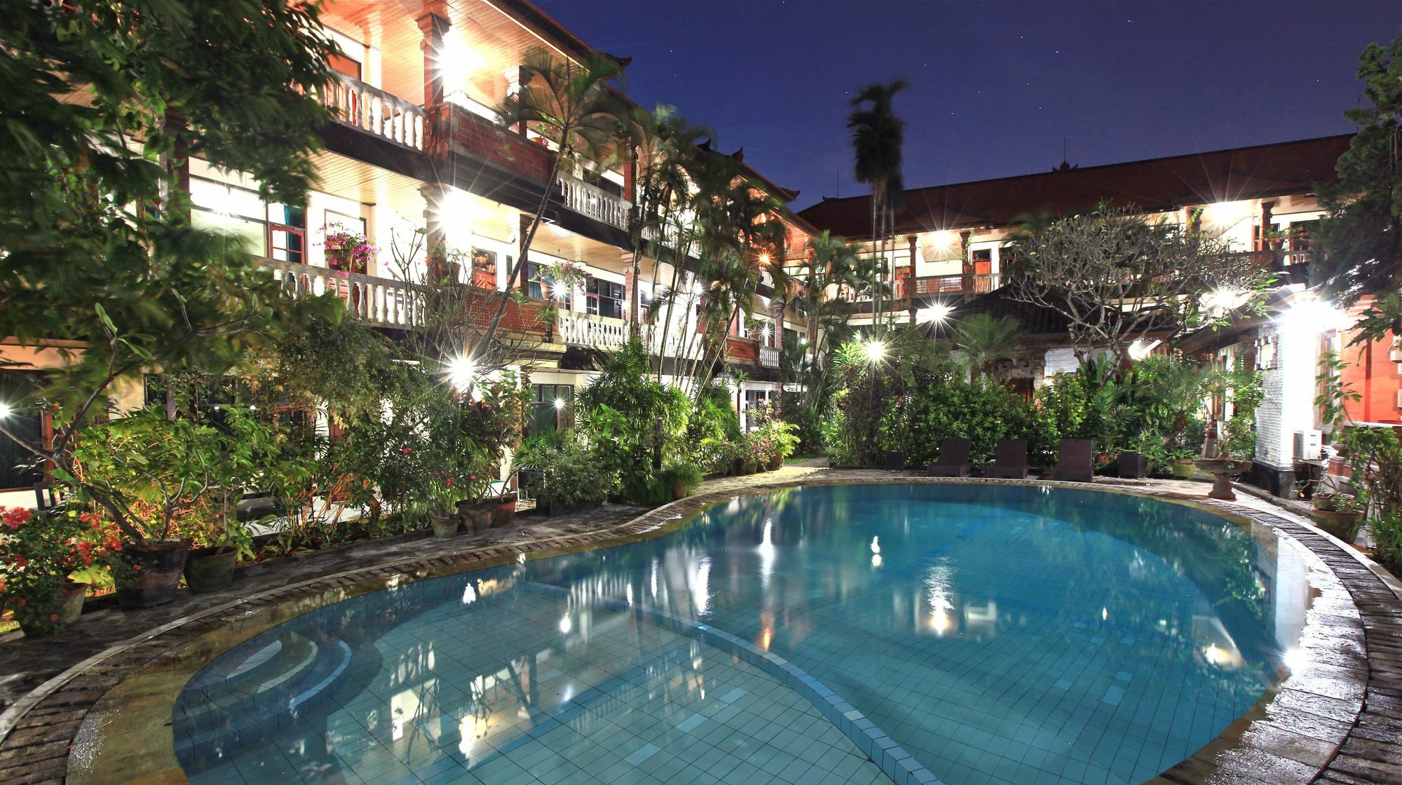Kuta Dormitory At Simpang Inn Екстер'єр фото