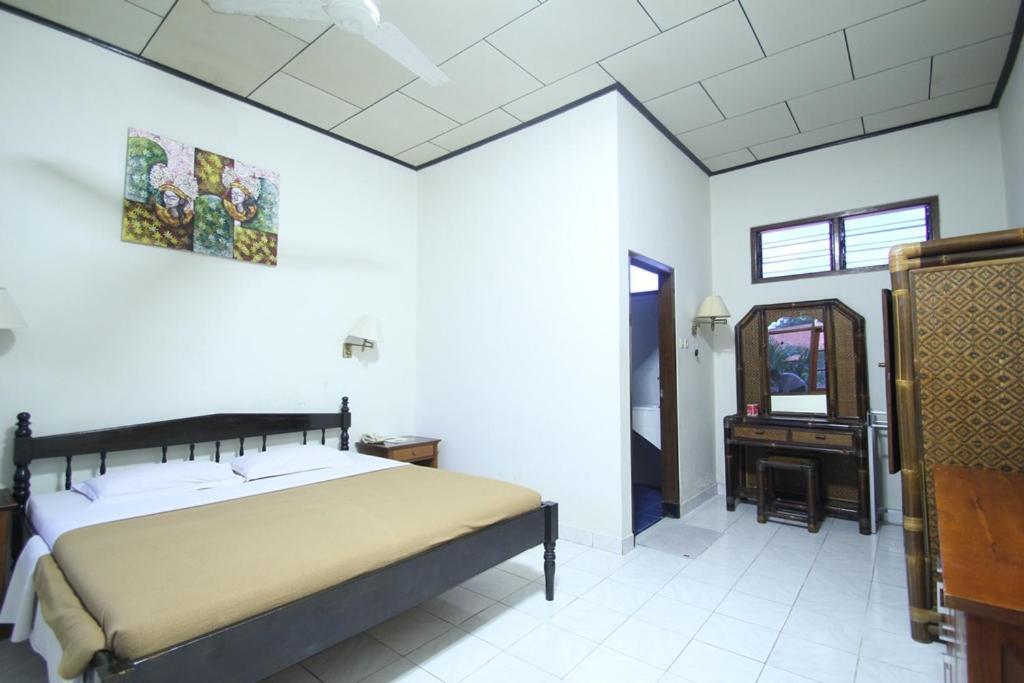 Kuta Dormitory At Simpang Inn Екстер'єр фото